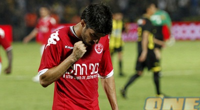 קנדה חוגג בצניעות את הניצחון (יוסי ציפקיס) קנדה חוגג בצניעות את הניצחון (יוסי ציפקיס)