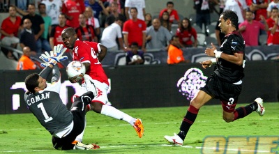 קומאן עוצר את תמוז (שי לוי) קומאן עוצר את תמוז (שי לוי)