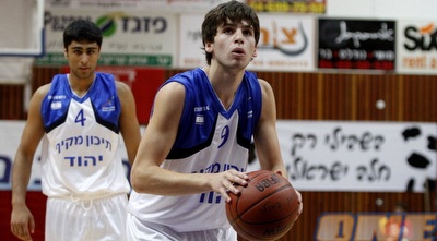 עידו הרלב מיהוד על הקו (יוסי ציפקיס)