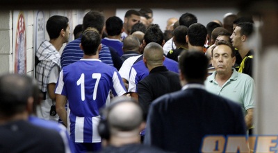 המהומה במנהרה בסיום, לא מכובד (יוסי ציפקיס) המהומה במנהרה בסיום, לא מכובד (יוסי ציפקיס)