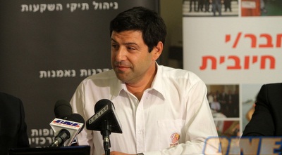 יו&qout;ר חולון, חגי שבתאי (איתי ישראל)