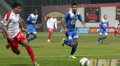 חמודי זבידאת מול הילאל מוסא (עמית מצפה) חמודי זבידאת מול הילאל מוסא (עמית מצפה)