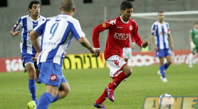 נאאל חוטבא יוצא קדימה (יוסי ציפקיס)