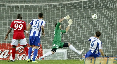 שי מימון דוחק את שער היתרון (יוסי ציפקיס)