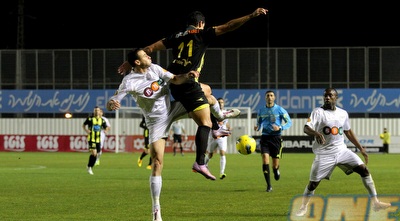 לאונרדו פאסוס קופץ עם ליאוניד קרופניק (שי לוי) לאונרדו פאסוס קופץ עם ליאוניד קרופניק (שי לוי)