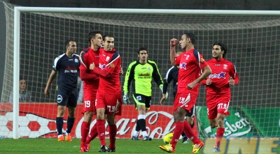 שחקני סכנין חוגגים (שי לוי)