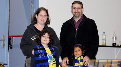 שגריר ארצות הברית בישראל, דניאל שפירו, עם משפחתו בבלומפילד (משה חרמון) שגריר ארצות הברית בישראל, דניאל שפירו, עם משפחתו בבלומפילד (משה חרמון)