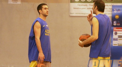 אוחיון ופפאלוקאס (שרון קביליו) אוחיון ופפאלוקאס (שרון קביליו)