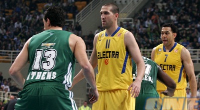 בורשטיין מול דיאמנטידיס. בלאט העדיף אותו על אוחיון (שרון קביליו) בורשטיין מול דיאמנטידיס. בלאט העדיף אותו על אוחיון (שרון קביליו)