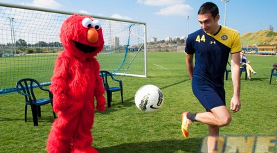 רוברטו פונצ´ץ עם אלמו רוברטו פונצ´ץ עם אלמו