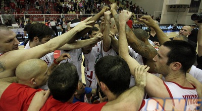 שמים ידיים לקראת הגמר (עמית מצפה) שמים ידיים לקראת הגמר (עמית מצפה)