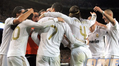 שחקני ריאל חוגגים ניצחון (רויטרס) שחקני ריאל חוגגים ניצחון (רויטרס)