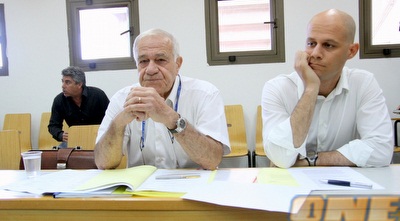 הדיינים אבן עזרא (יניב גונן) הדיינים אבן עזרא (יניב גונן)