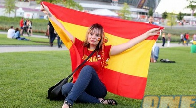 אוהדת ספרד (יוסי ציפקיס)