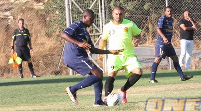 ערן לוי מול אימורו לוקמן (גיא בן זיו) ערן לוי מול אימורו לוקמן (גיא בן זיו)