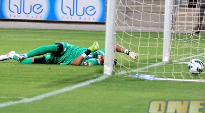 ניצן נכנע לגלושצ´ביץ´ (יניב גונן) ניצן נכנע לגלושצ´ביץ´ (יניב גונן)