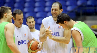 עידו קוז´יקרו ועודד קטש (יניב גונן)