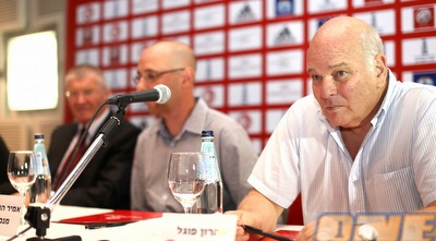 הפועל ירושלים במסע&qout;ת. בחרו את הזרים בפינצטה (יוסי ציפקיס) הפועל ירושלים במסע&qout;ת. בחרו את הזרים בפינצטה (יוסי ציפקיס)