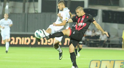 ברקוביץ´ וגבאי נאבקים (עמית מצפה) ברקוביץ´ וגבאי נאבקים (עמית מצפה)