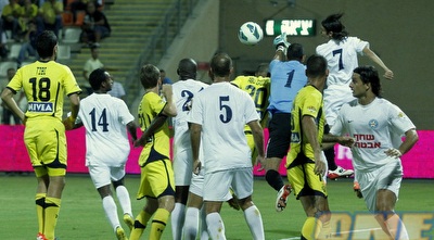 הקרן ממנה הגיע השער של מכבי (יוסי ציפקיס)