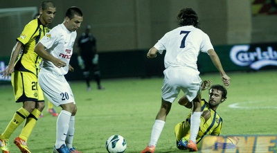 גארסיה נאבק עם שבתאי ומרינקוביץ´ (יוסי ציפקיס)