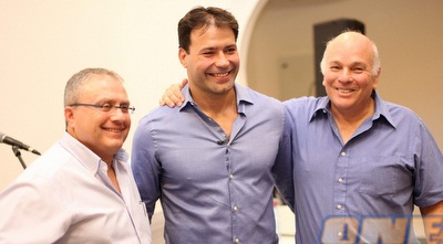 אריק זאבי ואהרון פוגל (יוסי ציפקיס)