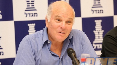 אהרון פוגל. תרם מעל מיליון דולר בשנה (יוסי ציפקיס)