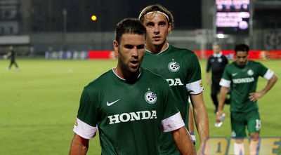 דקל קינן (יוסי ציפקיס) דקל קינן (יוסי ציפקיס)