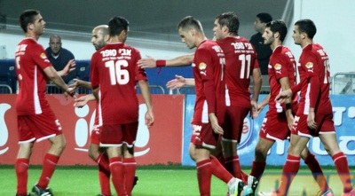 ר&qout;ג חוגגת את השני (חגי ניזרי) ר&qout;ג חוגגת את השני (חגי ניזרי)