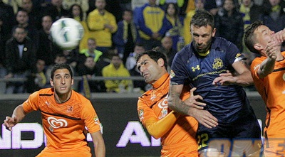 פריצה נוגח פנימה (משה חרמון)