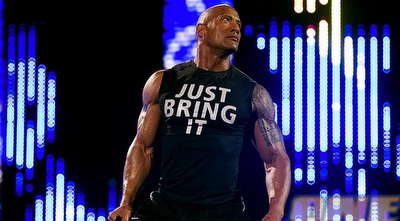 דה רוק יוצא אל הזירה בהרשי. משתלם כלכלית ל-WWE דה רוק יוצא אל הזירה בהרשי. משתלם כלכלית ל-WWE