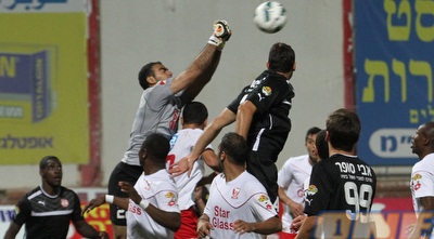 קנדיל יוצא לכדור (עמית מצפה) קנדיל יוצא לכדור (עמית מצפה)