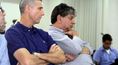 יצחק שום. חבר נוסף בוועדה (יניב גונן)
