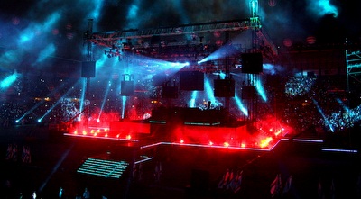 חגיגות במכביה (יניב גונן) חגיגות במכביה (יניב גונן)