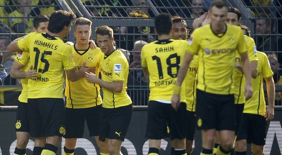 שחקני דורטמונד חוגגים (רויטרס) שחקני דורטמונד חוגגים (רויטרס)