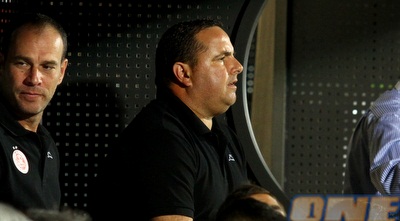 רן בן שמעון וספסל הפועל (שי לוי)