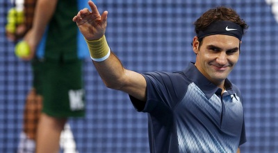 פדרר מאושר אחרי שהעפיל לחצי הגמר (רויטרס)