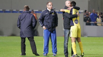 זהבי וקרויף בחיבוק (רדאד ג´בארה)