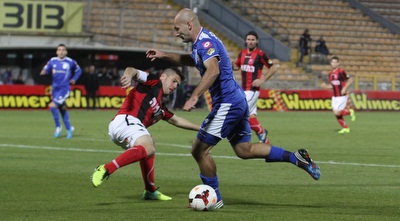 האדזיץ´ מול רואש (עמית מצפה) האדזיץ´ מול רואש (עמית מצפה)