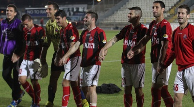 הפועל חיפה חוגגת ניצחון ענק (עמית מצפה) הפועל חיפה חוגגת ניצחון ענק (עמית מצפה)