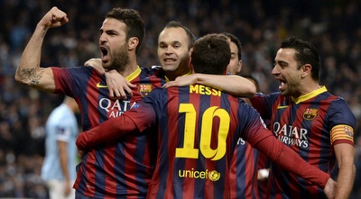 שחקני ברצלונה חוגגים. בדרך לרבע (רויטרס) שחקני ברצלונה חוגגים. בדרך לרבע (רויטרס)