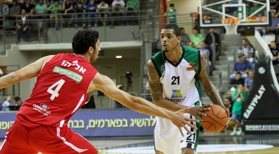 טרנס רודריק מול ליאור אליהו (חגי ניזרי) טרנס רודריק מול ליאור אליהו (חגי ניזרי)