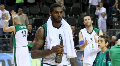 שחקני חיפה מאושרים (חגי ניזרי) שחקני חיפה מאושרים (חגי ניזרי)