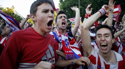 אוהדי אתלטיקו חוגגים (רויטרס)