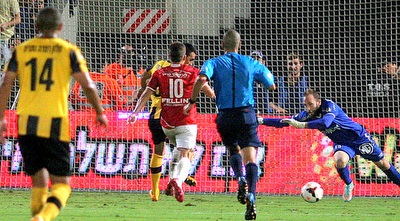 קוראץ´ כובש (משה חרמון)