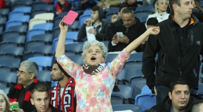 אוהדת הפועל חיפה (עמית מצפה)