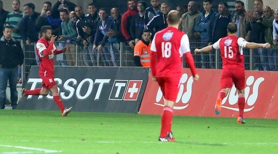 גדיר חוגג שער (עמית מצפה) גדיר חוגג שער (עמית מצפה)