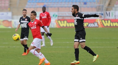 בוזגלו עם הכדור (מרטין גוטדאמק) בוזגלו עם הכדור (מרטין גוטדאמק)