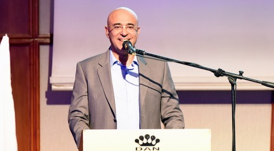 איציק לארי (נעם מורנו) איציק לארי (נעם מורנו)