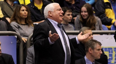 פיני מתוסכל (חגי ניזרי) פיני מתוסכל (חגי ניזרי)